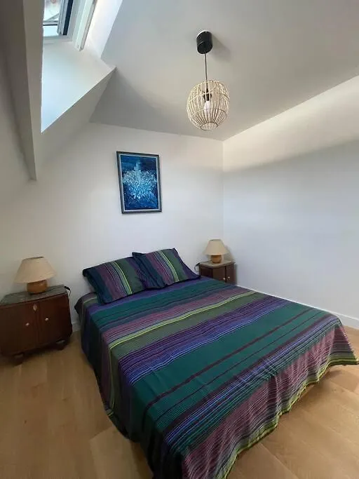 Holiday home La Petite Maison, Charmant Penty Coeur De Village Sene France