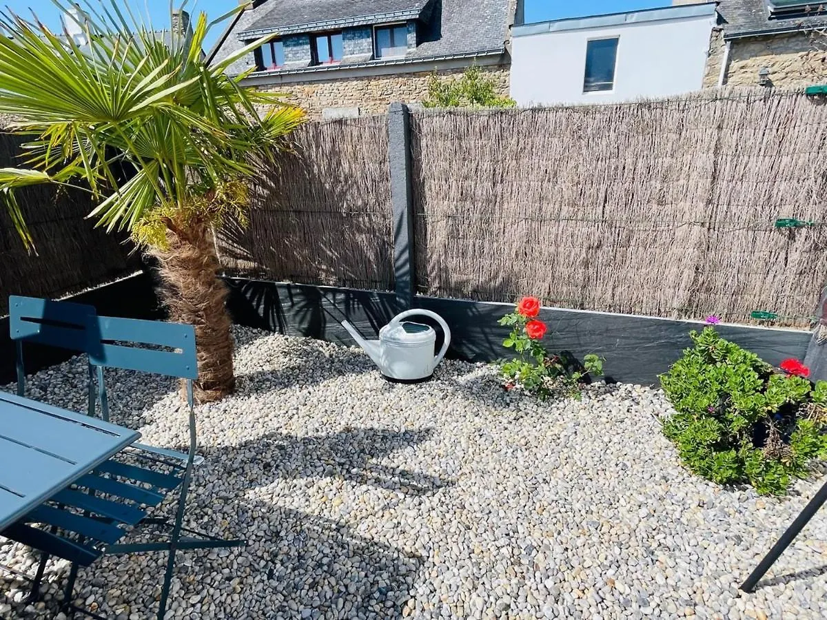 La Petite Maison, Charmant Penty Coeur De Village Sene Holiday home
